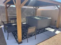 Hot Tub & Garage access!