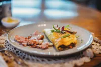 Acorn Guest House - breakfast