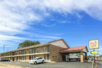 Regal Inn Guntersville by OYO Hwy 431 Hotels in Guntersville