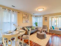 NEW! 3 BED 2 BATH Utopian Ukiah Hotels in Ukiah