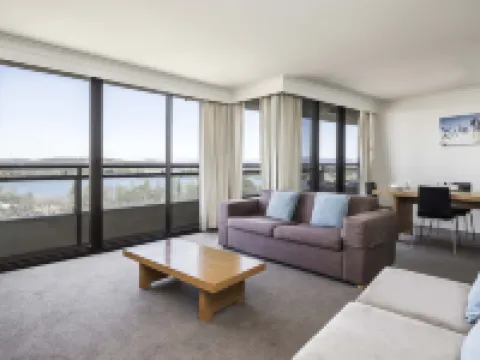 เบรคฟรี แคปิตอล ทาวเวอร์ โรงแรมใกล้แคนเบอร์ราเซ็นเตอร์