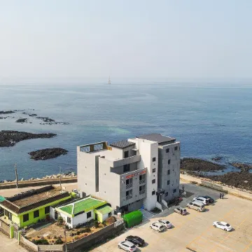Hotel 52 Отели рядом с достопримечательностью «Океанический парк Мара»
