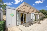 Hu Firenze Certosa Camping in Town โรงแรมใน