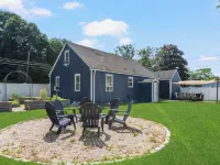 4Br Near Downtown Bristol w/ Yard & Parking Hotels in Bristol