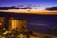 Kaanapali, Ocean Front Condo, Free parking and NO Resort Fee’s, Cabana Access.