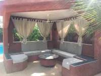 Charming green villa, private pool 5 minutes from the sea Hotels in Saly Portudal