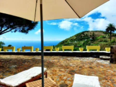 Casa con Vistas Panorámicas Cerca del Pueblo de Villa de Mazo, Isla de La Palma