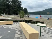 Summer Getaway with Gorgeous Lake Access! August Availability.