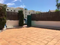 Apartment 3 bedrooms and 2 full bathrooms