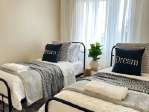 Bayview on Park - Your Cosy Home Away From Home 波塔靈頓酒店