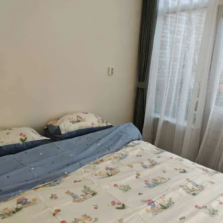 Studio Breda Modern Furnishing space with a comfortable, 4min drive station. Отели в г. Бреда
