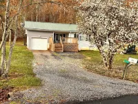 Charming 2-bedroom house near Millboro / Clifton Forge VA with WiFi