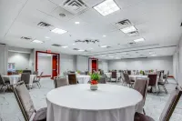 路易斯威爾東北希爾頓花園飯店 - 早餐