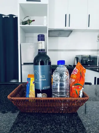 Self catering 1-bedroom apartment in  Tutume with WiFi, AC Отели в г. Tutume