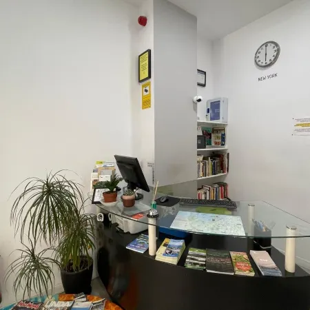 Downtown River Hostel Отели рядом с достопримечательностью «Гора Улиа»