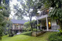 Rumah Gadog Hotel di Gadog