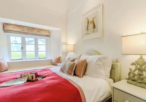 The Vinery - Cosy Cottage, Village, Pubs, Dog Walks Playground, 3 miles to Coast