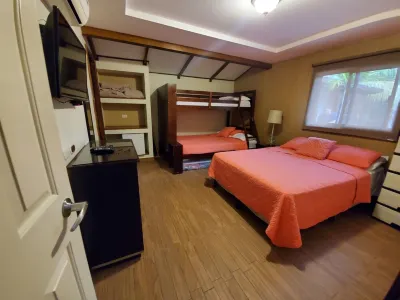 Cabana de verano ,piscina ,lago y playa <br><br> Các khách sạn ở 