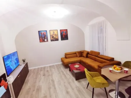 Alma Apartment DOWNTOWN Отели рядом с достопримечательностью «Восточнословацкий музей»