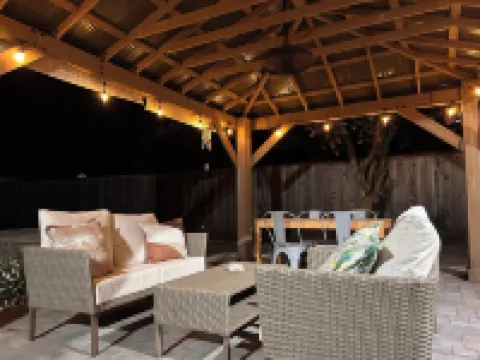 Bungalow 215 - Enchanting Craftsman - 2 B /2 BA - Game Room + Patio