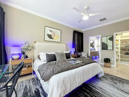 Luxury 5-bedroom, 3.5 Bathroom House with Private Pool, Patio & Gated Community!