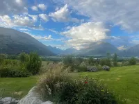 Private modern retreat with spectacular views - Wifi