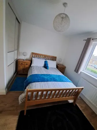 Home from Home Apartment 10 minutes to Sheerness Beach and Rochester Castle Отели в г. Ситтингбурн