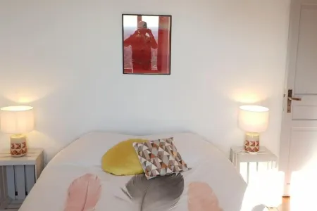 Authentic stone village house with swimming pool and breathtaking sea views