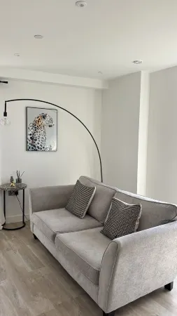 Salford Luxury 2Bed 2Bath| Gym•Balcony