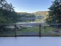 Beach front    newly renovated 4 bed house quiet safe beach Family Friendly Hotels in Quadra Island