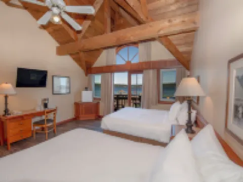 Painter's Lodge Hotels in Campbell River