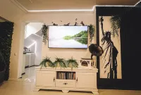 The Oasis - Retro Modern Vogue Hotels in Avoti