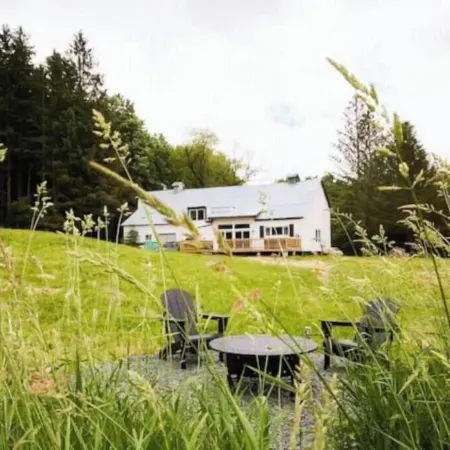 Luxe Barn • Hot Tub • Fire Pit • Ski • Catskills