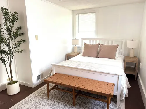 Charming Apartment Near Downtown