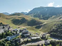 Les Carlines Hotels in Chamrousse