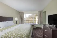 Days Inn by Wyndham Jellico - Tennessee State Line