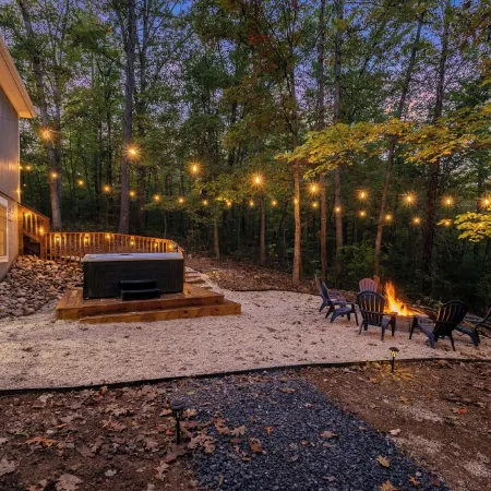 Rustic 4Br Family Cabin Near Bryce, Hot Tub & Pets