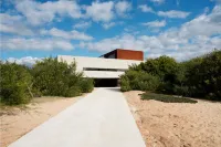 4bdr , 3.5 Bdr. Stunning new Modern House in Jose Ignacio Hotels in Arenas de Jose Ignacio