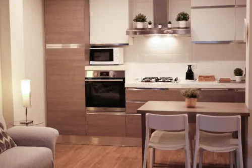 Within walking distance from the center, vacation home with terrace.Family vacation home Hotels in Chieti