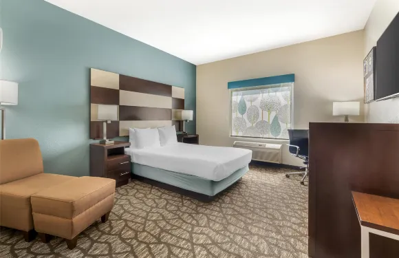 喬利埃特貝斯特韋斯特套房酒店