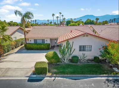 SPANISH STYLE HOME IN GATED COUNTRY CLUB WITH PRIVATE POOL Hotels near Coachella Valley Rec & Parks