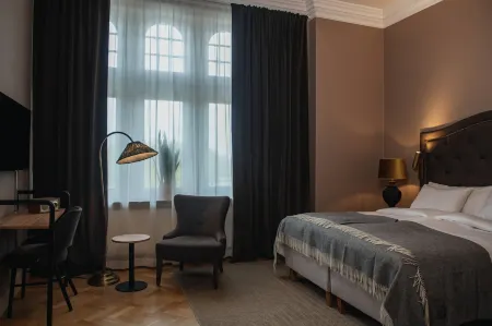 Home Hotel Christian IV Отели в г. Кристианстад