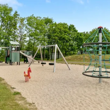 "Erly" - 18km to the Fjord