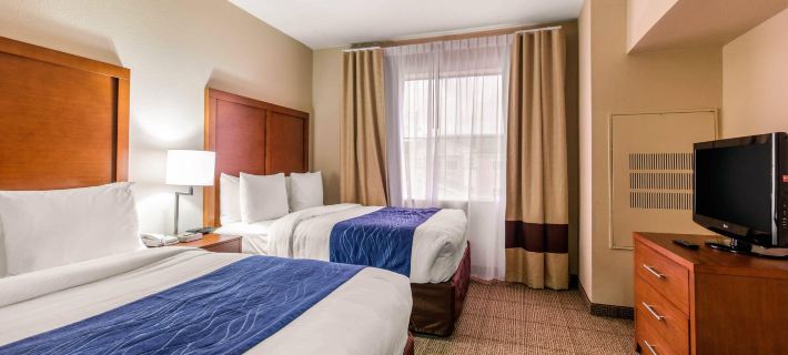 Comfort Inn & Suites IAH Bush Airport - East Hotel di Houston