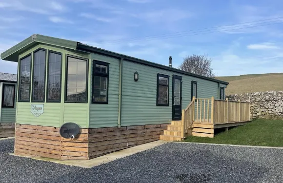 Monrieth無瑕疵的2床靜態房車