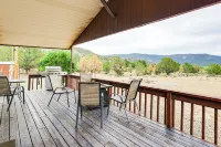 Quiet Pagosa Springs Cabin Lake and Mountain Views! - 2-Star