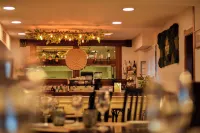 โรงแรม โซซาด้า ซาน มาโคส - ที่มีบาร์