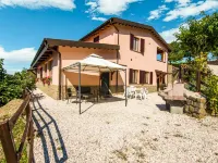 Farmhouse in Marche with Panoramic Views