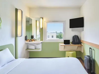 Ibis Budget Santeny Отели в г. Валь-де-Марн