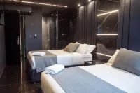 Luxurious villa with 23 bedrooms 3 Pools in Provenza Parque lleras Poblado Hotel a 